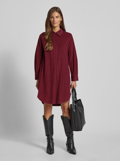 s.Oliver RED LABEL Relaxed Fit Cordkleid aus Baumwoll-Viskose-Mix Bordeaux 1