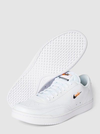 Nike Sneaker aus Leder mit Label-Details Modell 'Court Vintage' Weiss 4