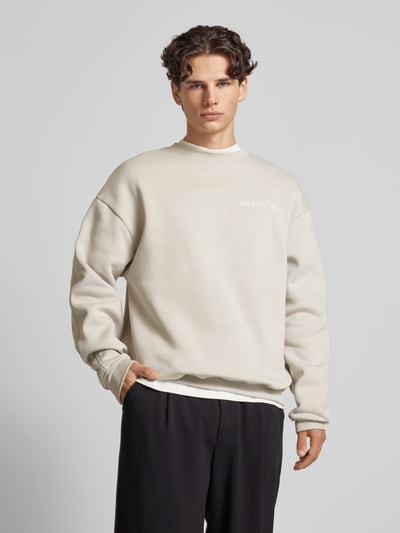 Multiply Apparel Oversized Sweatshirt mit Label-Print Hellgrau 4