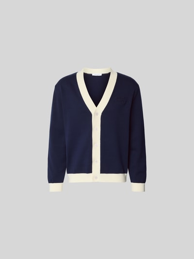 Produktfoto, Cardigan aus reiner Baumwolle von MAISON KITSUNÉ in Dunkelblau mit weißen Details, V-Ausschnitt, lockere Passform, strukturierte Oberfläche