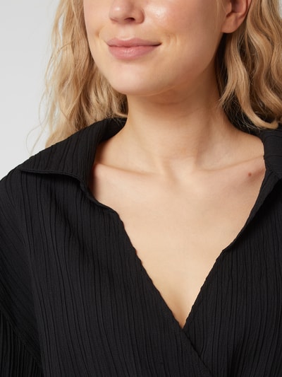 Gina Tricot Cropped Blusenshirt in Wickel-Optik Black 3