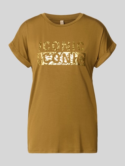 Produktfoto, Damen T-Shirt mit Rundhalsausschnitt und Print Modell 'MARICA' von Soyaconcept, Lyocell-Elasthan-Mix, Relaxed-Fit, goldene Details, Ärmel mit Aufschlag, Rückenlänge bei Größe S 62 cm, glatte Textur, erdiger Braunton