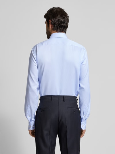 Christian Berg Men Regular Fit Businesshemd aus reiner Baumwolle mit extra langem Arm Bleu 5