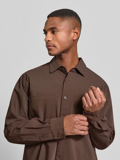 JAKE*S STUDIO MEN Regular fit vrijetijdsoverhemd met kentkraag en borstzakken Chocoladebruin - 3