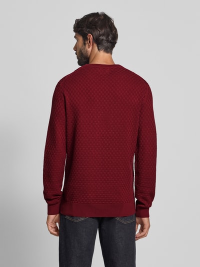 Gant Sweter z dzianiny z okrągłym dekoltem i wyhaftowanym logo Bordowy 5