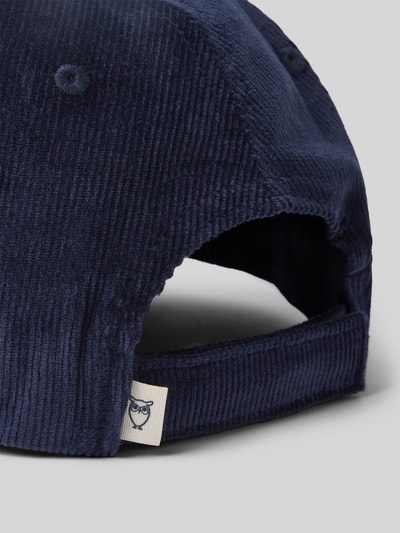 Knowledge Cotton Apparel Cap in Cord-Optik Modell 'Corduroy' Marine 3