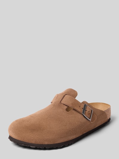 Produktfoto, Hausschuhe aus echtem Leder Modell 'Boston' von Birkenstock für Herren, abgerundete Passform, offene Ferse, braune Wildleder-Textur, Absatzhöhe 3 cm bei Größe 44
