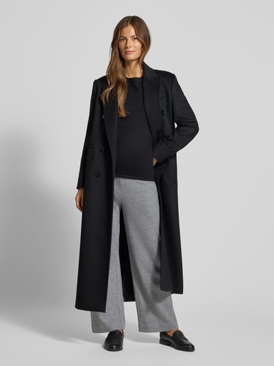 Vrouwenmodel draagt Wide Leg Pants uit scheerwolmix met elastische band van Lanius, dames wide fit, grijs, binnenbeenlengte maat 36: 70 cm, taillewijdte 38 cm, mix van katoen en scheerwol, voorkant volledige lichaamsweergave.