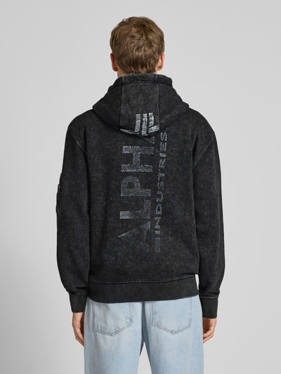 Alpha Industries Hoodie met ritszak op de mouw Zwart - 4