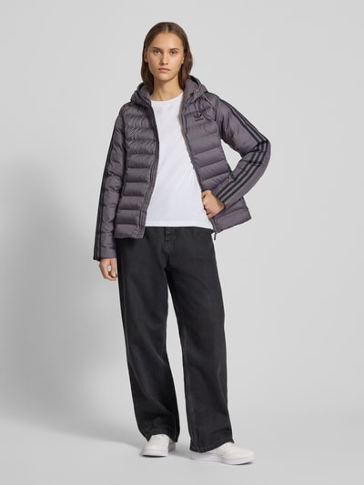 adidas Originals Steppjacke mit Label-Stitching Dunkelgrau 1