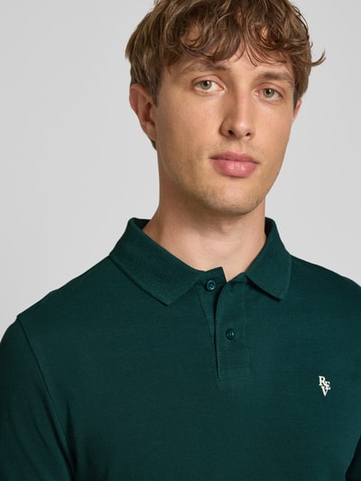 REVIEW Koszulka polo o kroju regular fit z wyhaftowanym logo Ciemnozielony 3