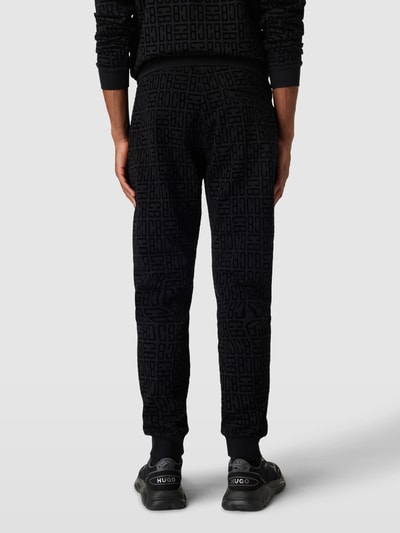 Christian Berg Men Sweatpants mit fein strukturiertem Muster Black 5