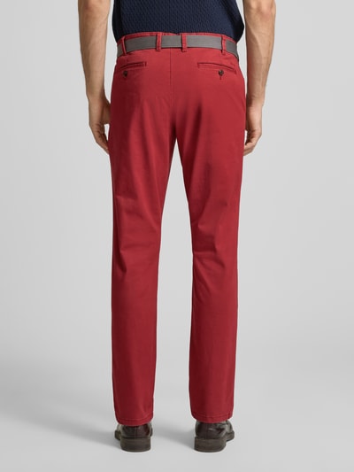 MCNEAL Slim Fit Chino mit Gürtel Rot 5