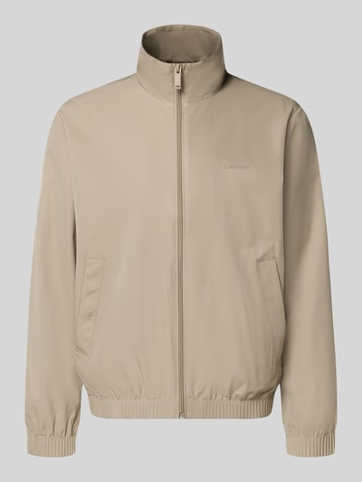 Produktfoto, Jacke mit Stehkragen und Reißverschluss von CK Calvin Klein in Beige, Regular Fit, seitliche Eingrifftaschen, glatte Struktur