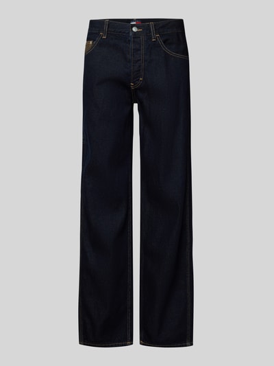 Produktfoto, Relaxed Fit Jeans aus reiner Baumwolle Modell 'JAIMIE' von Tommy Jeans in dunkler Denim-Optik mit Kontrastnähten, 5-Pocket-Design, Label-Patch, Nieten und Carpenter-Tasche.
