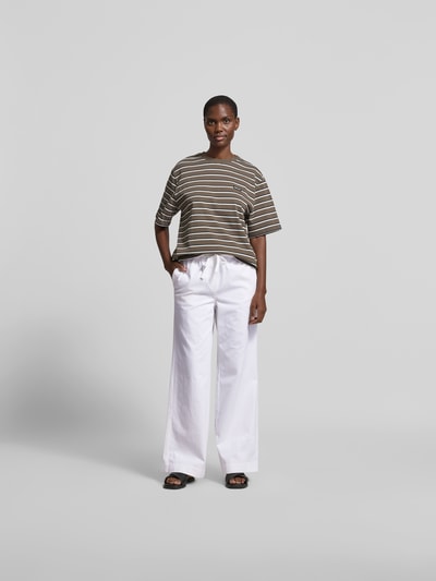 Juvia Wide Fit Stoffhose mit Eingrifftaschen Weiss 1