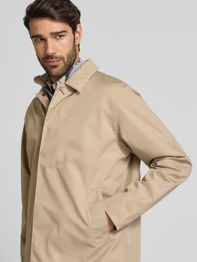 Barbour Mantel mit Leistentaschen Modell 'Rokig' Sand 3