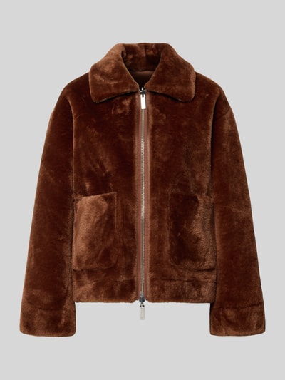 Produktfoto, Jacke aus Kunstfell mit Taschen Modell 'NUVOLE' von Marella in warmbraun, opgestikte zakken, platte kraag, tweewegritssluiting, regular fit, Ruglengte maat 36: 63 cm, Schouderbreedte maat 36: 50 cm, Borstwijdte maat 36: 58 cm, Mouwlengte maat 36: 56 cm