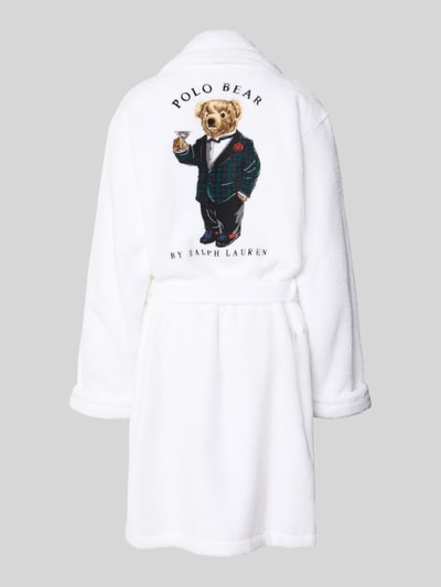 Produktfoto, weißer Comfort Fit Bademantel aus reiner Baumwolle Modell 'ICONIC BEAR' von Polo Ralph Lauren, Damen Bademantel, detailreiche Stickerei auf der Rückseite.