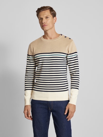 Jack & Jones Premium Sweter z dzianiny z okrągłym dekoltem model ‘BLUROBSON’ Beżowy 4