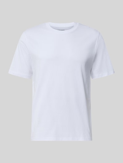 Produktfoto, weißes T-Shirt mit Rundhalsausschnitt Modell 'ORGANIC' von JACK & JONES aus reiner Baumwolle, gerader Schnitt, neutrale Studioansicht