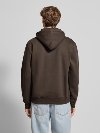 Carhartt Work In Progress Bluza z kapturem, wyhaftowanym logo i kieszenią kangurką Ciemnobrązowy 5