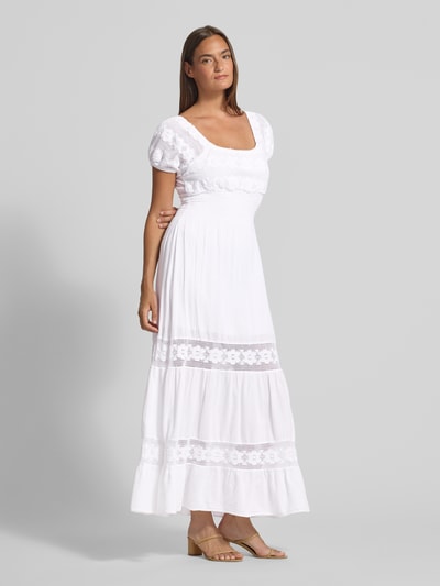 Apricot Midikleid mit Smok-Details und Rundhalsausschnitt Weiss 1