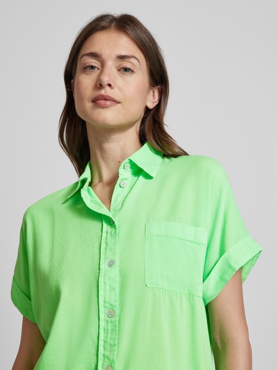 Christian Berg Woman Bluzka koszulowa z kieszenią na piersi Neonowy zielony 2