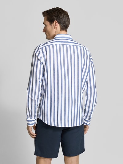 MAERZ Muenchen Regular Fit Freizeithemd mit Kentkragen Marine 5