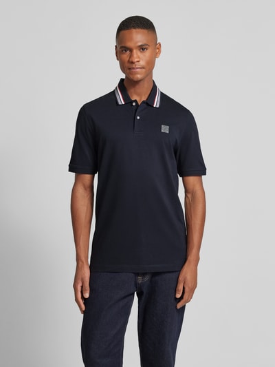 bugatti Regular Fit Poloshirt mit Label-Badge Marine 4