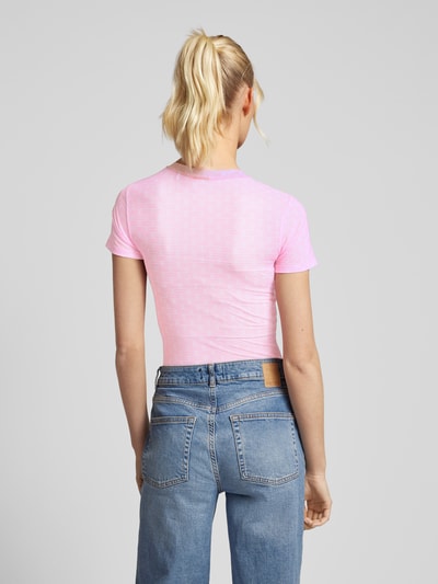 Hugo Blue NU NIEUW BIJ P&C*: T-shirt met all-over logo, model 'Dadini' Roze - 5