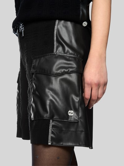 Marc Cain Wide Leg High Waist Bermuda aus Viskose-Mix Modell 'WILLMAR' Black 3