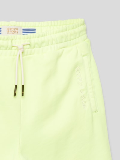 Scotch & Soda Sweatshorts met labelstitching, model 'Garment' Geel - 2