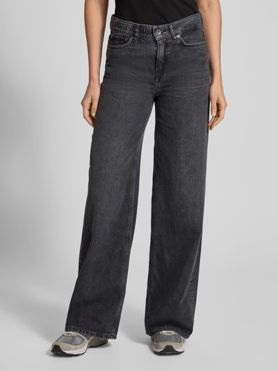 Kobiece model prezentuje jeansy Wide Leg Jeans model 'FLUNG' od Drykorn, mieszanka bawełny i lyocellu, wpuszczane kieszenie, szerokie nogawki, kolor ciemnoszary, widok całej sylwetki z przodu, szerokość w pasie 41 cm, długość nogawki wewnętrznej 82 cm, rozmiar 27/34.