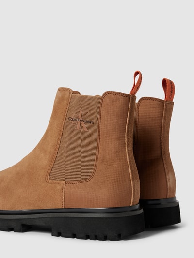 Calvin Klein Jeans Chelsea Boots mit elastischen Einsätzen Hellbraun 2