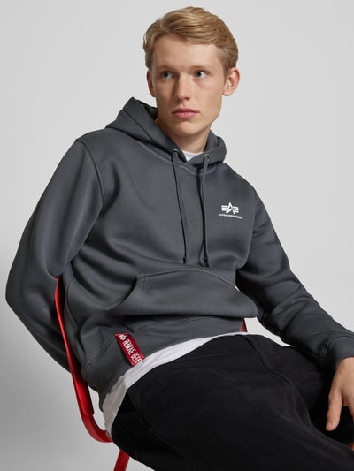 Alpha Industries Hoodie mit Label-Print Anthrazit 3