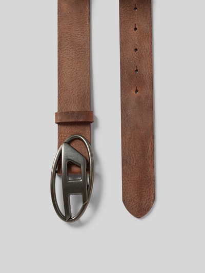 Produktfoto, Ledergürtel aus echtem Leder von Diesel im Used-Look, klassische Passform, Pinschließe, Label-Detail, Breite 4 cm.