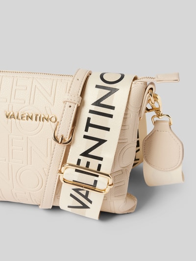 VALENTINO BAGS Handtasche mit Label-Applikation Modell 'PANSY' Ecru 2