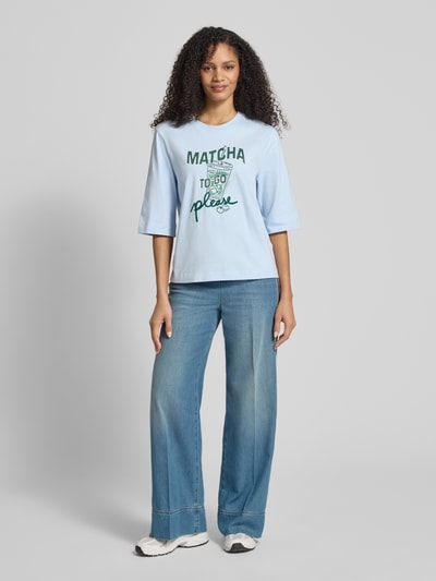 Marc Cain T-shirt w kroju slim fit z nadrukiem z motywem Jasnoniebieski 1