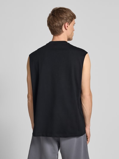REVIEW Tanktop mit Label-Print Black 5