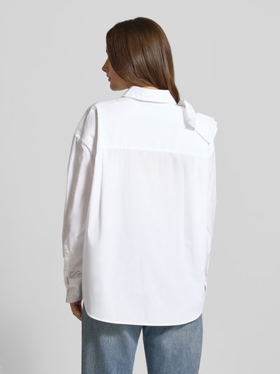 Essentiel Antwerp Bluzka koszulowa o kroju relaxed fit z czystej bawełny model ‘IBODY’ Biały 5