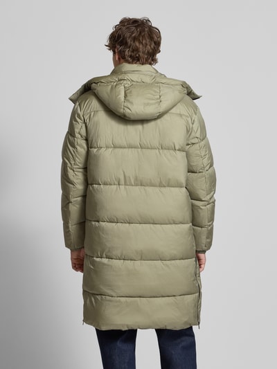 Tommy Jeans Regular Fit Steppmantel mit Label Stitching Modell 'VAIL' Oliv 5