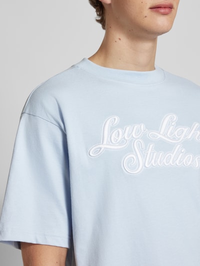 Low Lights Studios Oversized T-shirt met logostitching, model 'SHUTTER' Lichtblauw - 3