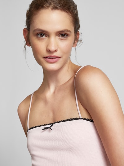 Gina Tricot Top mit Strukturmuster Rose 3