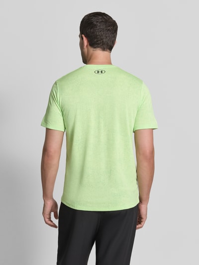 Under Armour Funktionsshirt im Allover-Look mit Logo Modell 'Pixelate' Neon Gruen 5