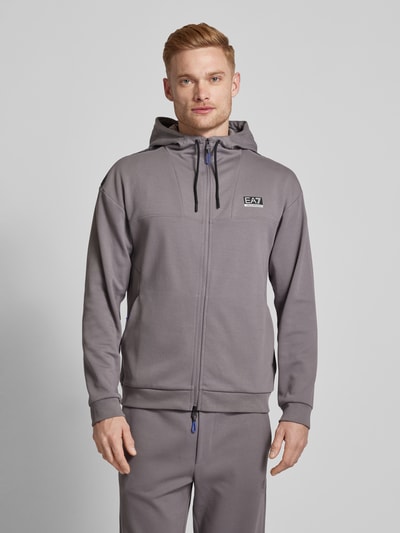 EA7 Emporio Armani Sweatjacke mit Label-Print Modell 'VENTUS' Mittelgrau 4