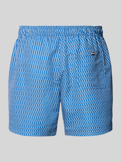 Productfoto, blauwe Badehose mit Allover-Muster Modell 'VIBE' van BOSS met label patch, elastische taille, tunnelkoord, zijzakken, achterzak.