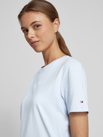 Tommy Hilfiger T-Shirt mit Label-Print Hellblau 3