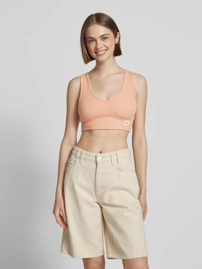 Calvin Klein Jeans Bralette mit Label-Patch und V-Ausschnitt Rosa 4