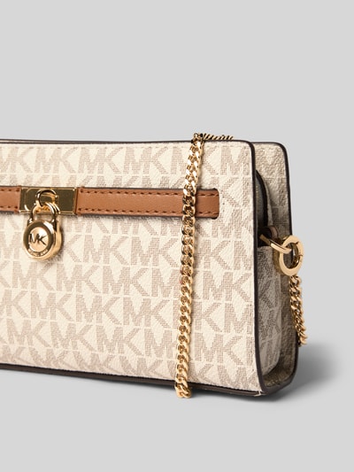 MICHAEL Michael Kors Umhängetasche mit Label-Anhänger Modell 'HAMILTON' Ecru 3